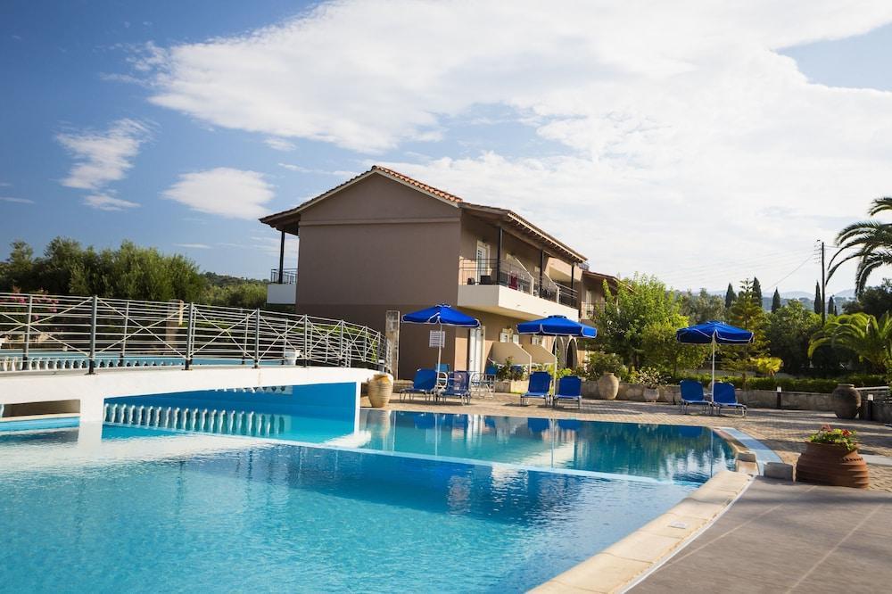 Olive Grove Studios & Apartments Svoronata Exteriér fotografie