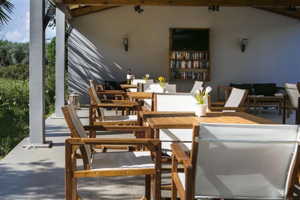 Olive Grove Studios & Apartments Svoronata Exteriér fotografie