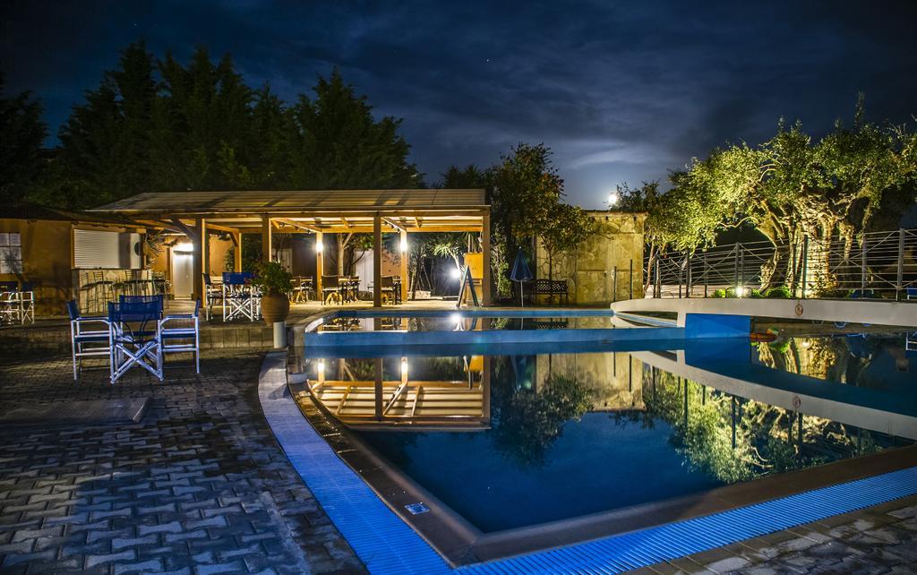 Olive Grove Studios & Apartments Svoronata Exteriér fotografie